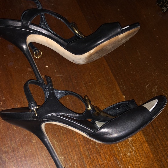 Gucci Black and Gold Women's Sandals - Picture 7 of 8